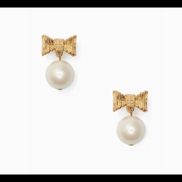 kate spade Jewelry - 🌺KATE SPADE ♠️ PEARL DROP EARRINGS